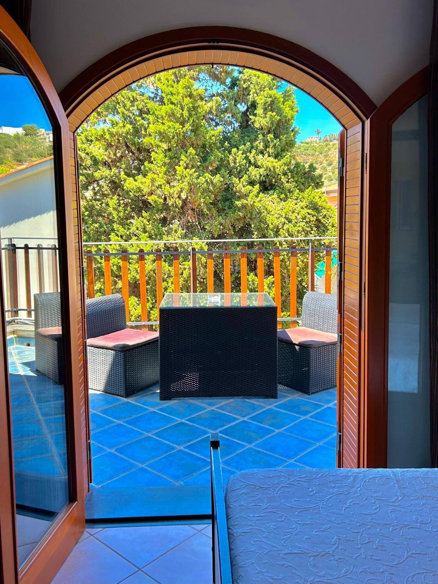 B&B Villa Rodriguez Milazzo Eksteriør bilde